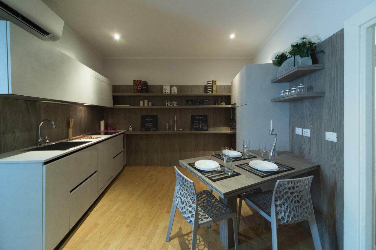 Palazzo Ricca Guarducci 2 Apartment มอนเตเฟียสโกเน ภายนอก รูปภาพ
