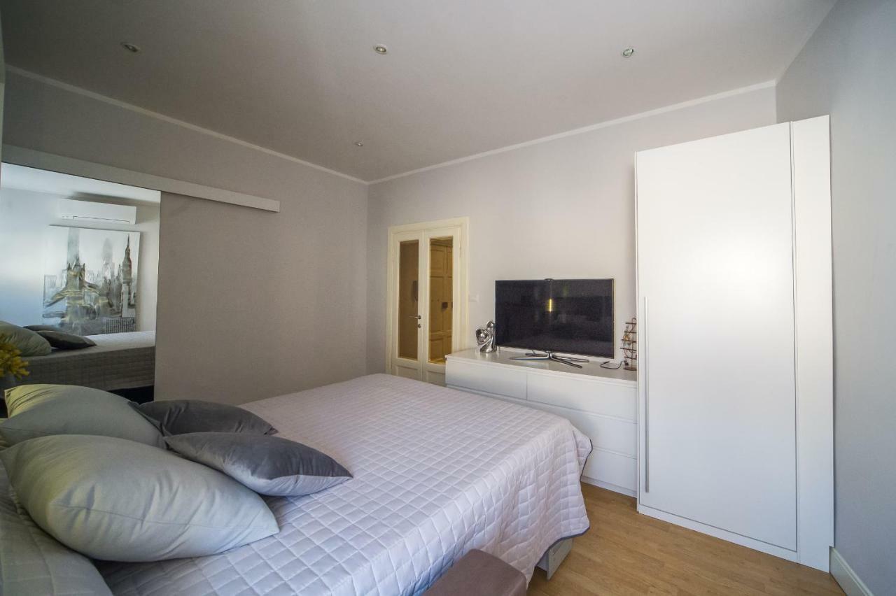 Palazzo Ricca Guarducci 2 Apartment มอนเตเฟียสโกเน ภายนอก รูปภาพ