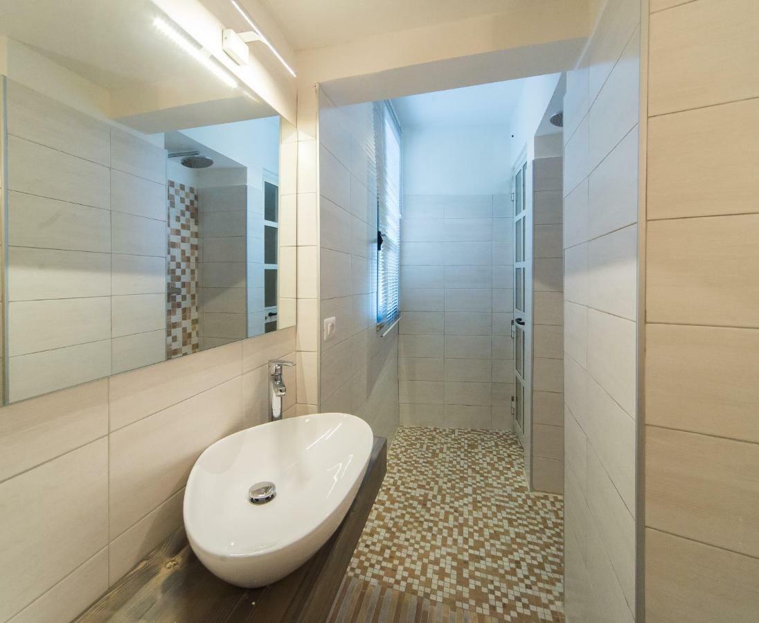 Palazzo Ricca Guarducci 2 Apartment มอนเตเฟียสโกเน ภายนอก รูปภาพ